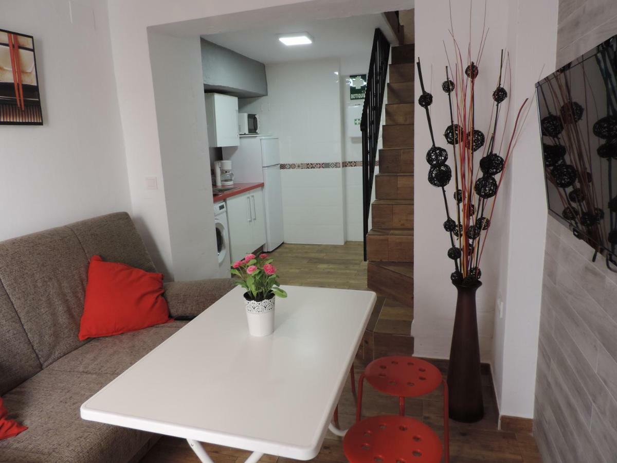 Casa Las Tres Conchas Yunquera ภายนอก รูปภาพ