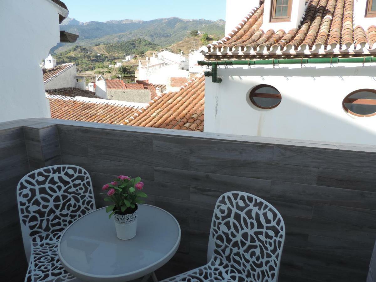 Casa Las Tres Conchas Yunquera ภายนอก รูปภาพ